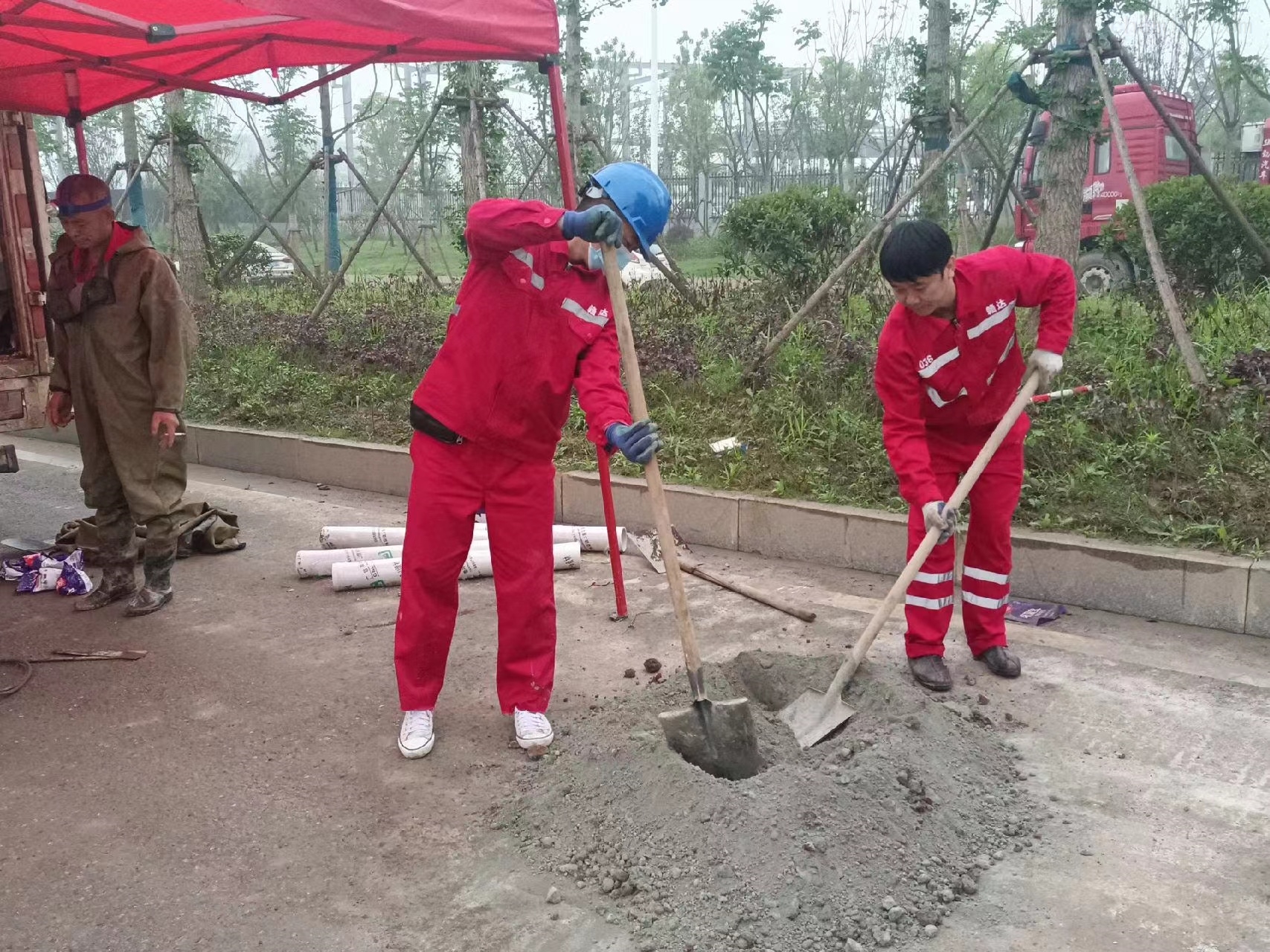 郑州管道疏通哪家好】及时进行市政管道清淤